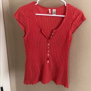 Coral mixed button T